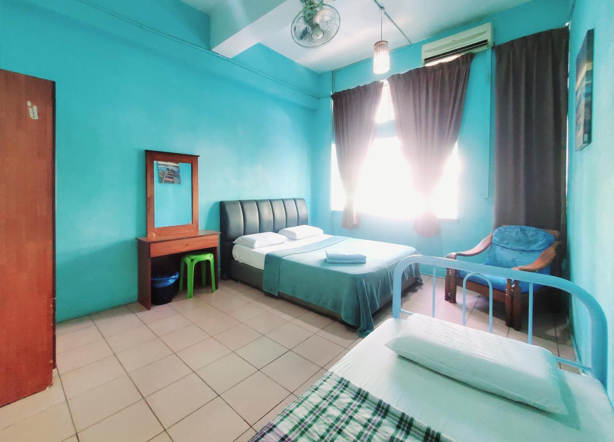 The Jesselton Cabin Sdn Bhd Kota Kinabalu Ngoại thất bức ảnh